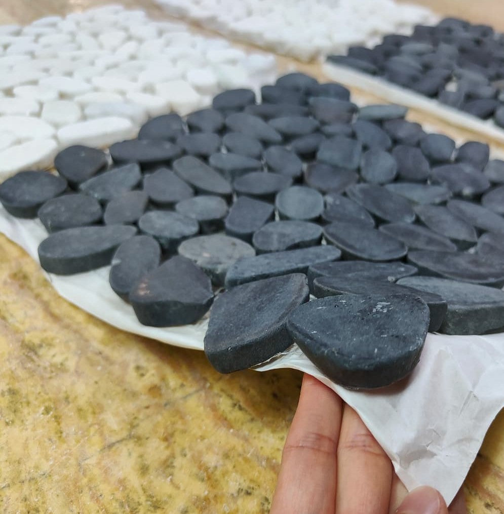 Landscaping Garden Outdoor Floor River Rock Mosaic Flat Pebbles Tile